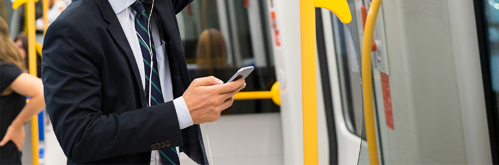 Full mobile connectivity coming to the London Underground
